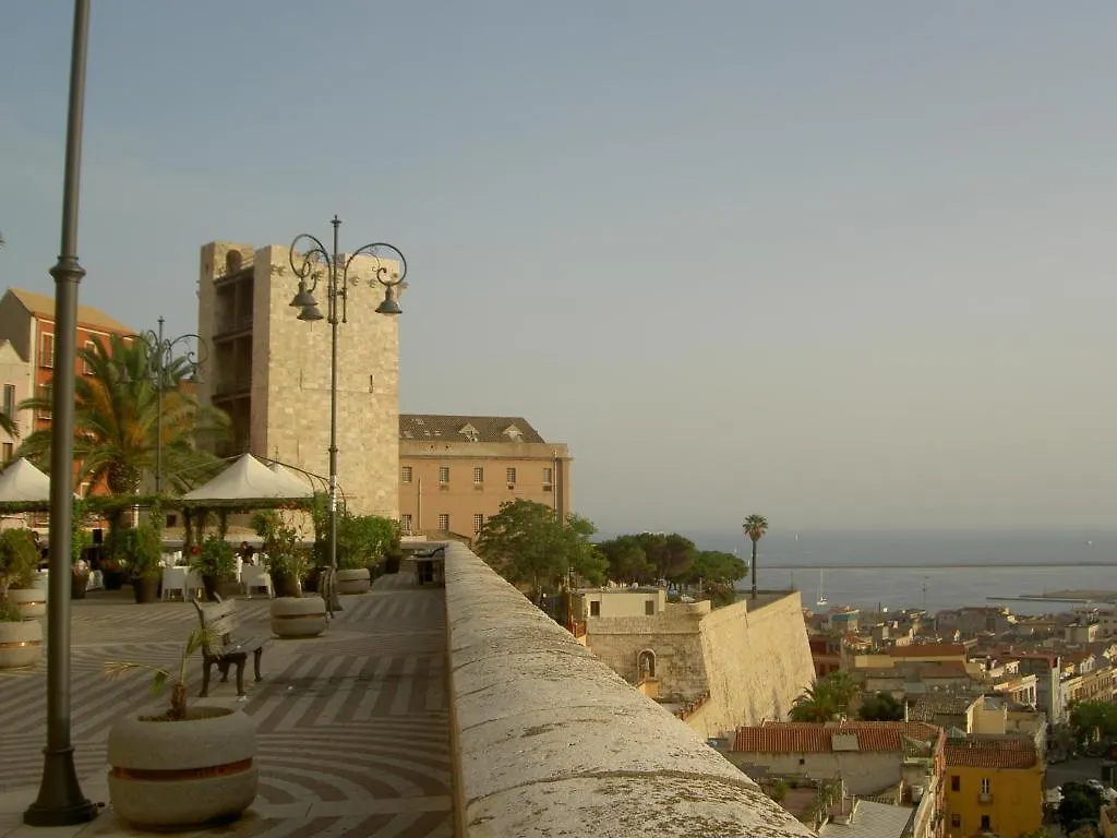 L'Arco Cagliari 2*,  Italy