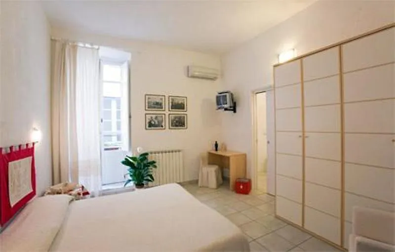 L'Arco Cagliari Bed and Breakfast Bed & Breakfast