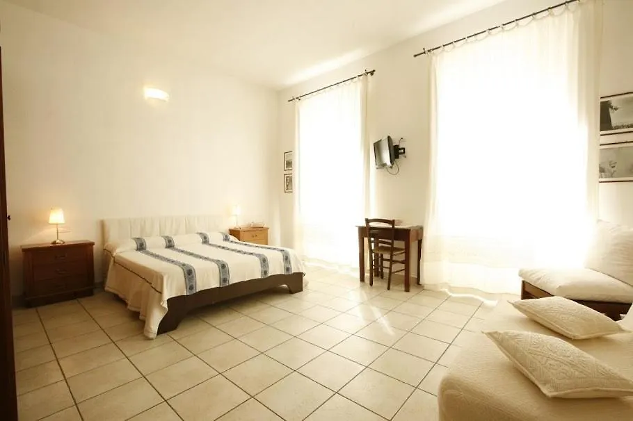 L'Arco Cagliari Bed and Breakfast